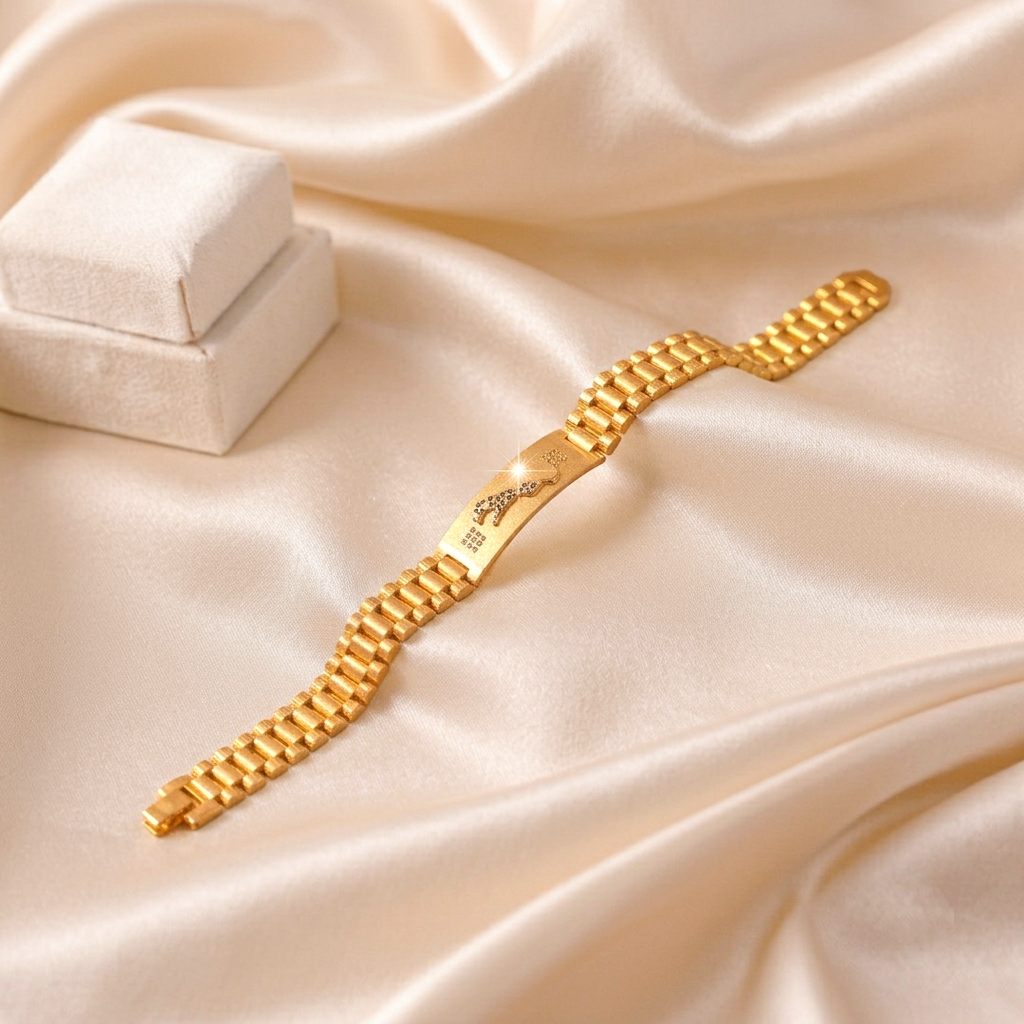 Leo Panther Matte Gold Watch-Link Bracelet for Men - Bracelets in Gold 22 CT