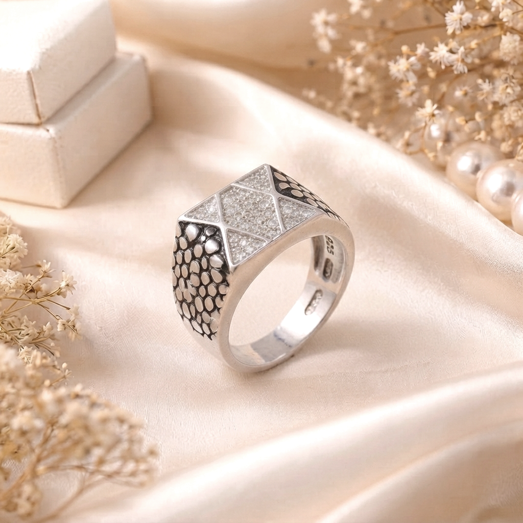 Vanguard Geometric Signet - Rings in Silver 92.5