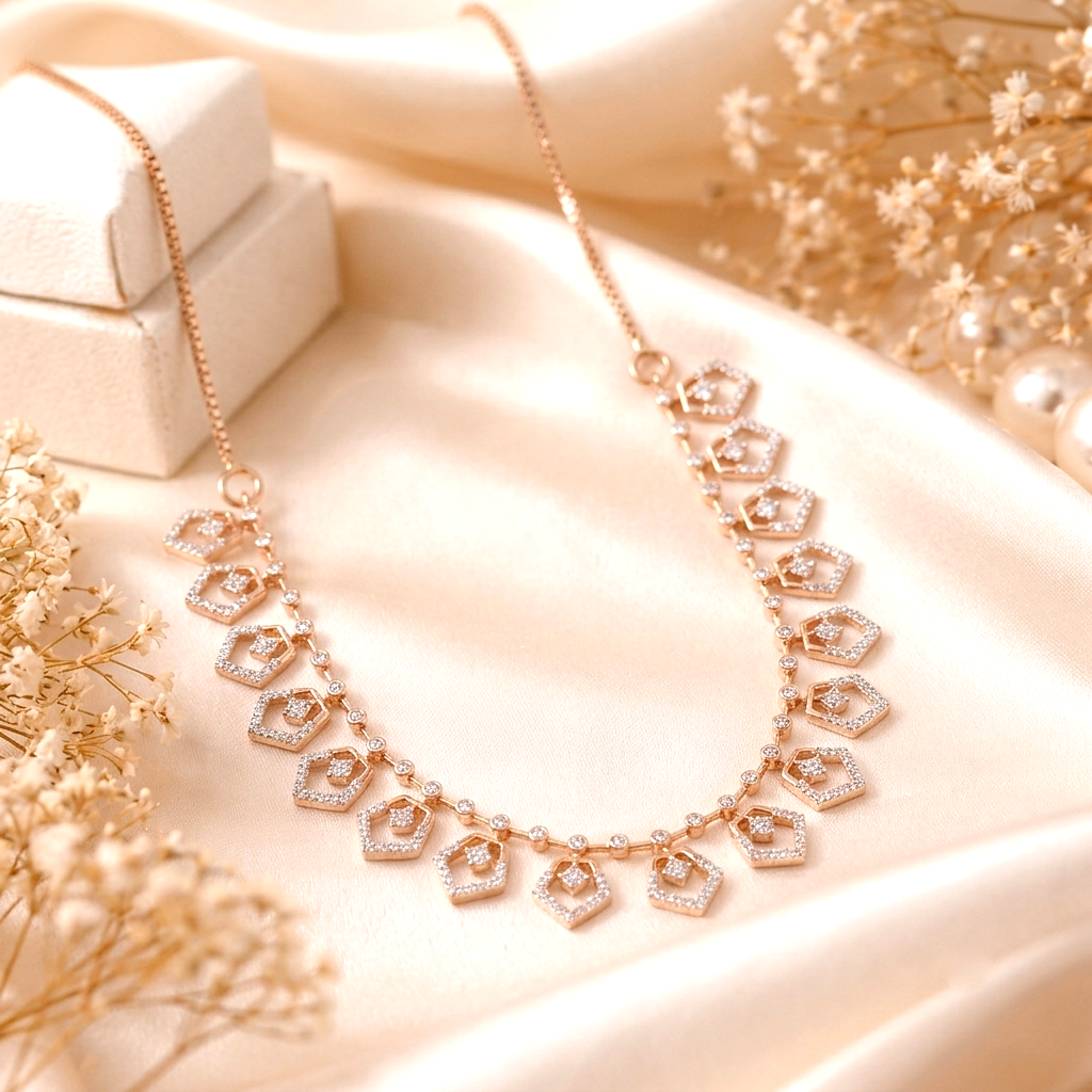 Luminous Geometric Pentagonal 18K Pure Gold and Diamond Festoon Necklace - Necklaces in Diamond 18 CT